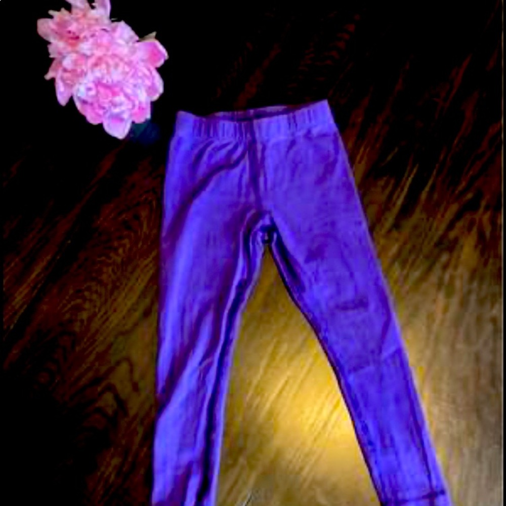 ✨FREE WITH BUNDLE✨ Primary leggings size 4T purple